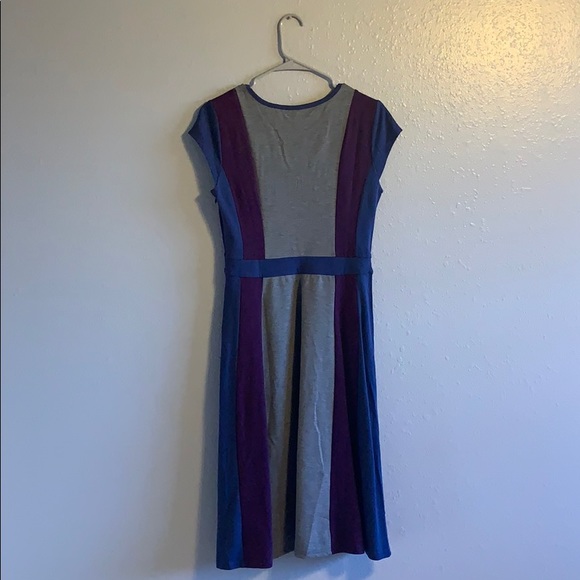 Color block dress - Picture 3 of 4